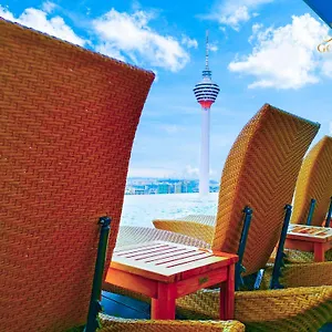 Golden At Platinum Klcc Kuala Lumpur