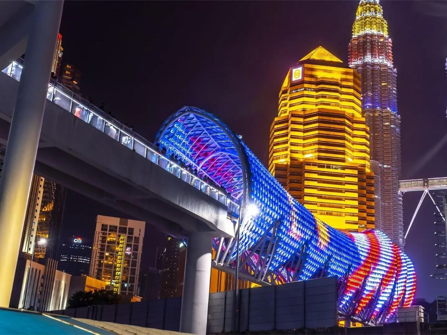 Sky Suites Klcc By Leisure Kuala Lumpur Apartment